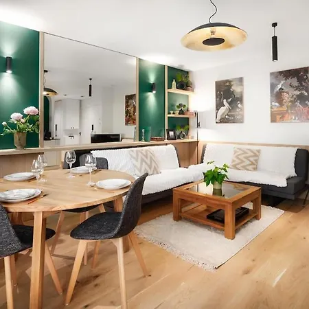 Standing -t3- Centre Apartment *
