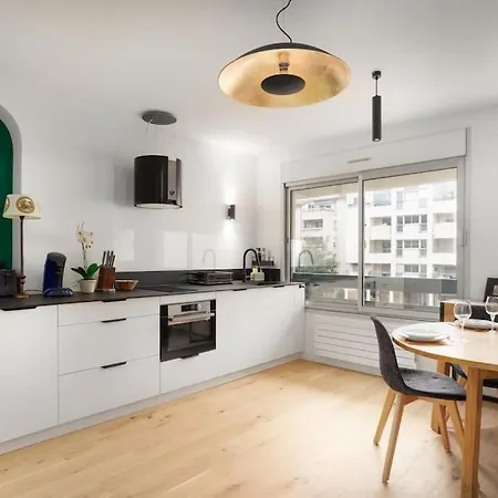 Standing -t3- Centre Apartment *