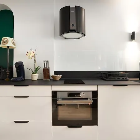 Standing -t3- Centre Apartment *